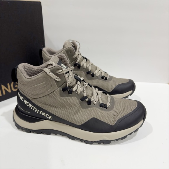 The North Face Men's Activist Mid Futurelight Hiking Trail Boots - Picture 2 of 10